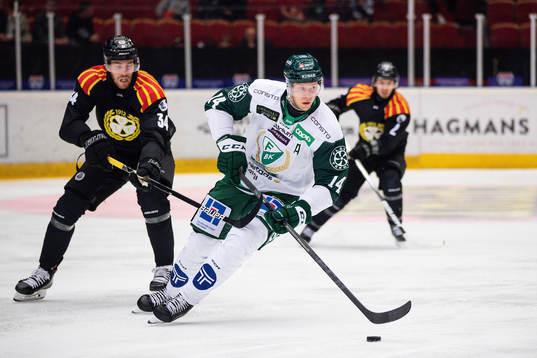 Brynäs Oscar Eklind och Färjestads Victor Ejdsell