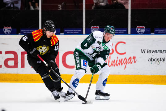 Brynäs Tomi Sallinen och Färjestads Oscar Lawner