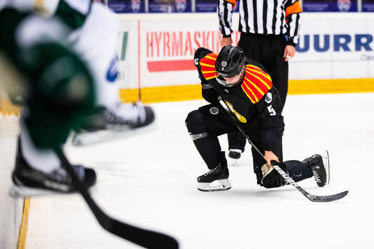 Brynäs Chay Genoway har ont
