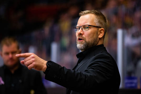 Brynäs tränare Mikko Manner