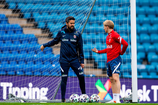 Bernardo Cueva, tactical statistician of the Norwegian