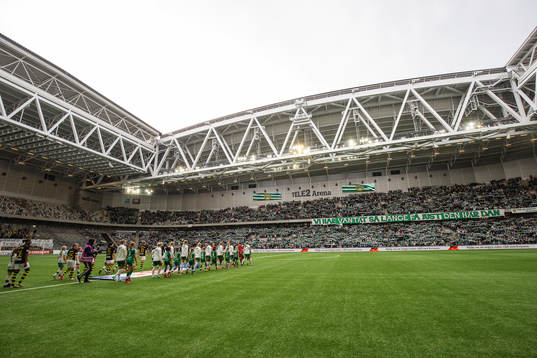 Spelarna gör entré