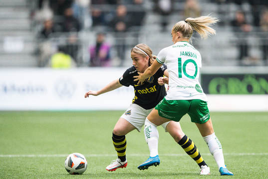 s Ebba Jahnfors och Hammarbys Emma Jansson