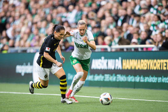 s Linda Hallin och Hammarbys Ellen Wangerheim