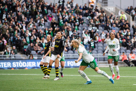 Hammarbys Emma Jansson jublar