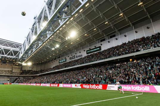 Hammarbys June Pedersen med en hörna