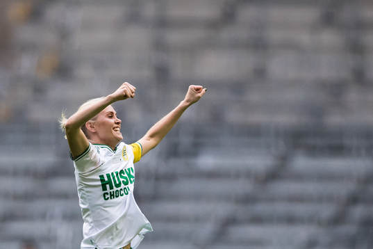 Hammarbys Alice Carlsson jublar