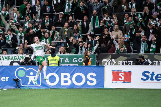 Hammarbys Berglind Björg Thorvaldsdóttir jublar