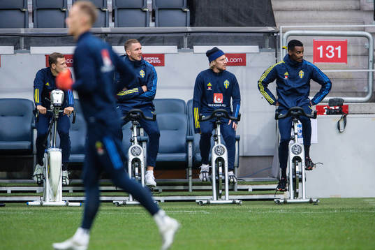 Viktor Claesson, goalkeeper Robin Olsen, Emil Forsberg and
