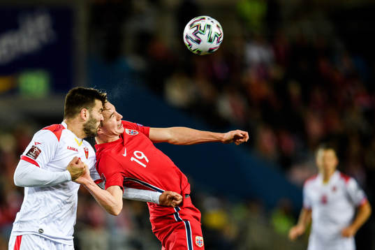 Igor Vujacic of Montenegro and Kristian Thorstvedt of Norway