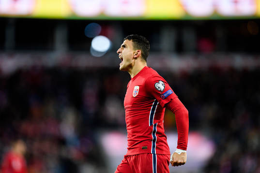 Mohamed Elyounoussi of Norway celebrates
