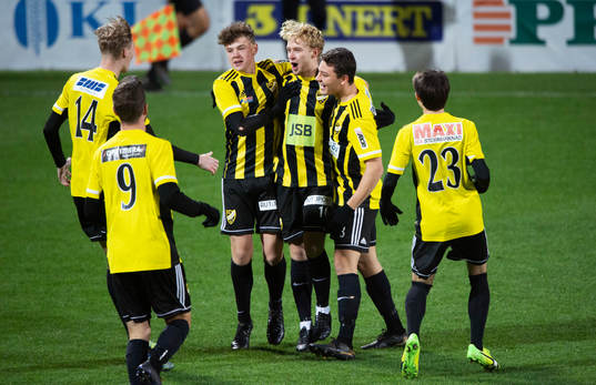 IFK Hässleholms Victor Holmberg gör 0-1