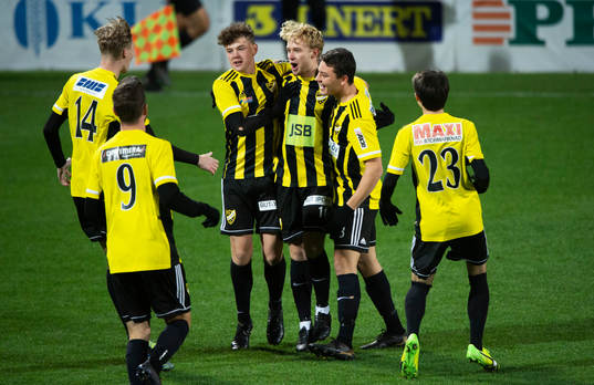 IFK Hässleholms Victor Holmberg gör 0-1