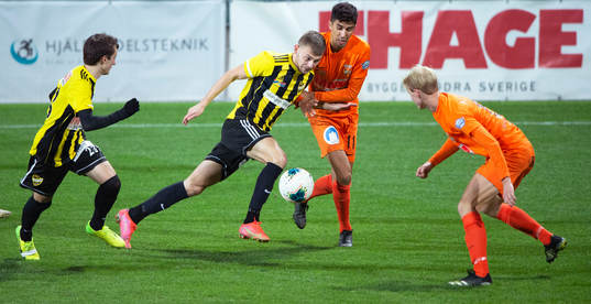 IFK Hässleholms Ivan Danielsson Andanovski i matchen i div