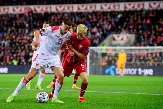 Adam Marusic of Montenegro and Birger Meling of Norway
