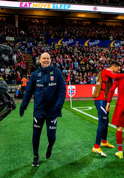 Ståle Solbakken, head coach of Norway, celebrates