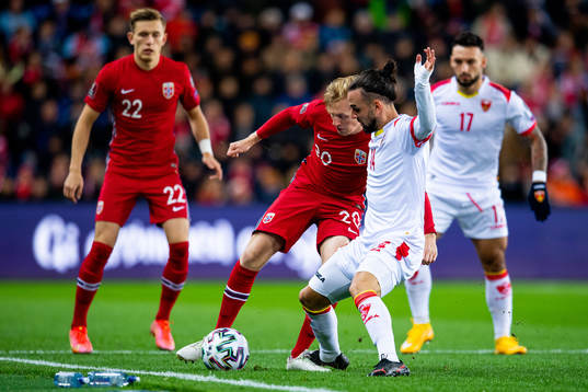 Mats Møller Dæhli of Norway and Marko Jankovic of