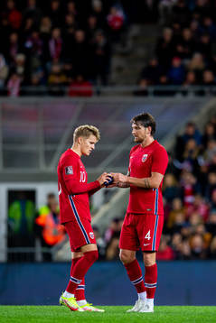 Martin Ødegaard and Stefan Strandberg of Norway