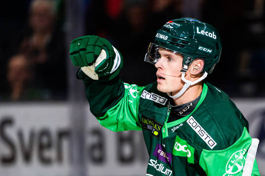Färjestads Carl Jakobsson jublar