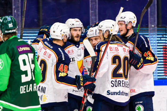Djurgårdens Paul Carey jublar