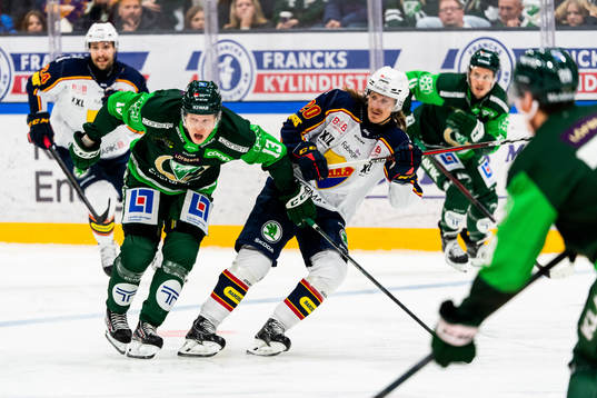 Färjestads Daniel Viksten och Djurgårdens Marcus Sörensen