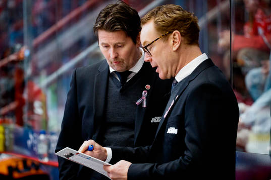 Örebros assisterande tränare Stefan Klockare och tränare