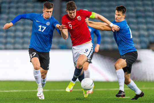 Georgi Tunjov and Mairo Miil of Estonia compete for the