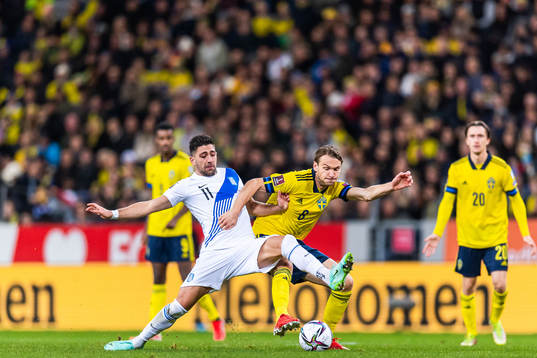 Tasos Bakasetas of Greece and Albin Ekdal of Sweden