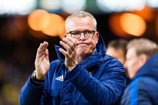Head coach Janne Andersson of Sweden applauds