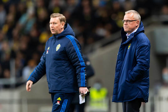Assistant coach Peter Wettergren and head coach Janne