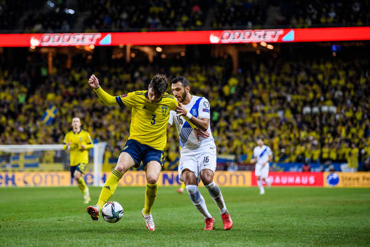 Victor Nilsson Lindelöf of Sweden and Vangelis Pavlidis of