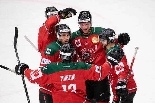 Christian Folin of Frölunda celebrates scoring 2-0 with