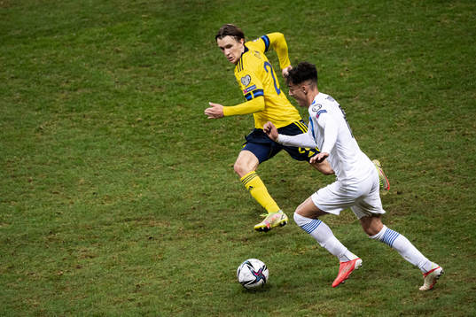 Kristoffer Olsson of Sweden and Dimitris Giannoulis of