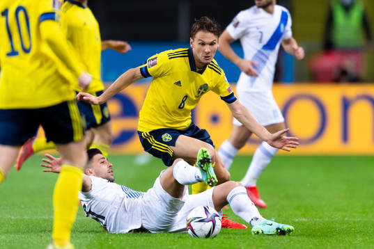 Albin Ekdal of Sweden and Sotiris Alexandropoulos of Greece