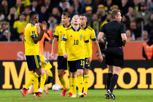 Alexander Isak, Albin Ekdal, Emil Forsberg and Robin