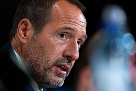 Head coach John van't Schip of Greece