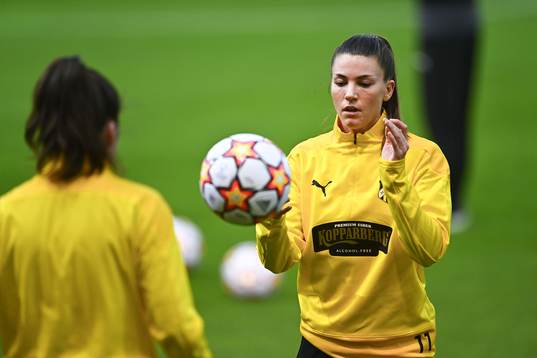 Pauline Hammarlund of Häcken