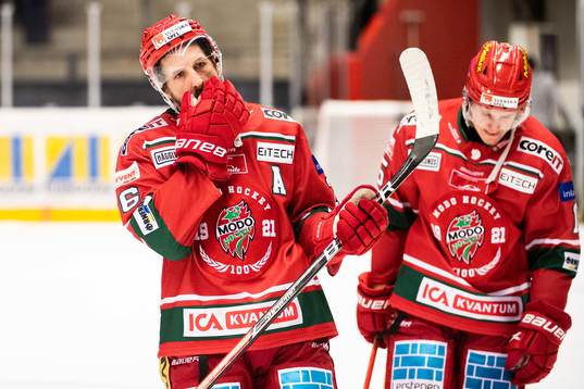 Modos Emil Wahlberg och Filip Sveningsson deppar