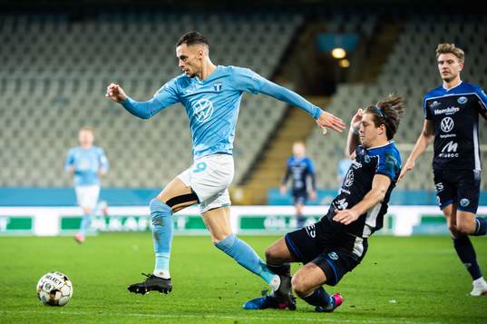 Malmö FFs Veljko Birmancevic och Onsalas Joel Palmquist