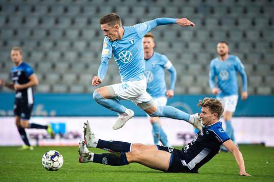 Malmö FFs Sören Rieks och Onsalas Alexander Levinson