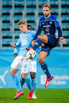 Malmö FFs Hugo Bolin mot Onsalas Gustav Lundgren