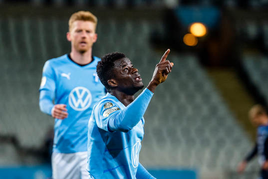 Malmö FFs Malik Abubakari jublar