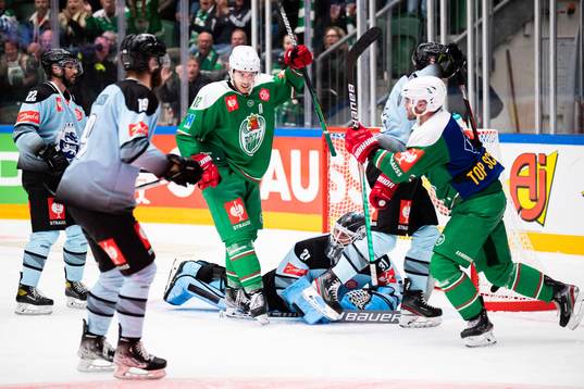 Linus Sjödin of Rögle celebrates