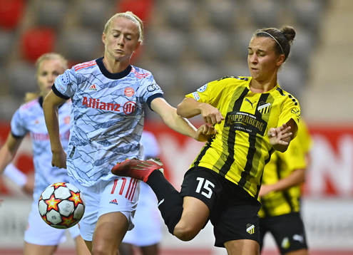 Julia Zigiotti Olme of Häcken and Lea Schueller of Bayern