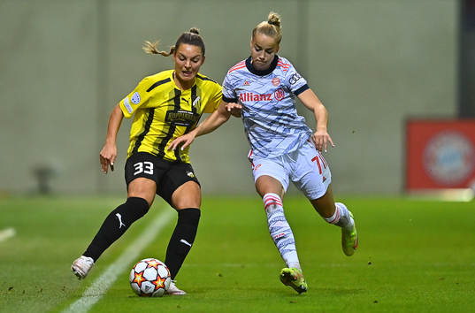 Johanna Rytting Kaneryd of Häcken and Giulia Gwinn of