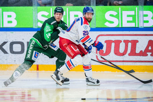 Färjestads Victor Ejdsell och Oskarshamns Hynek Zohorna