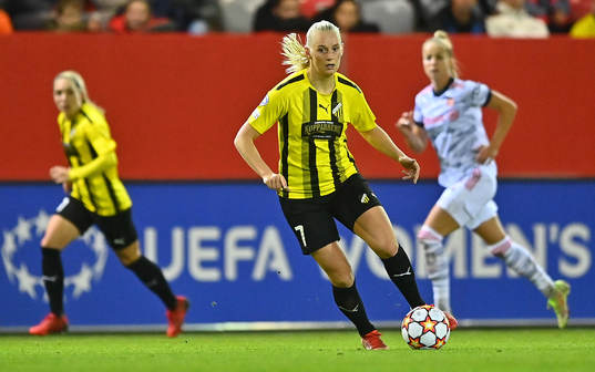 Stina Blackstenius of Häcken