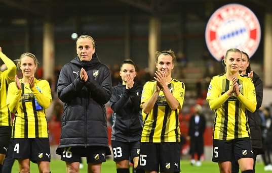 Players of Häcken looks dejected