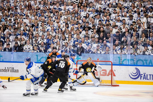 Brynäs målvakt Veini Vehviläinen