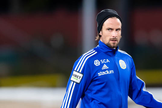 Sundsvalls Linus Hallenius innan fotbollsmatchen i